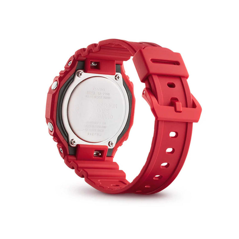 Casio G-Shock GA-2100-4AER ana-digi herrklocka med rött urtavla och armband i resin