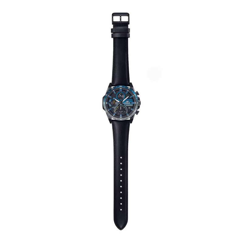 Casio Edifice Chronograph EQS-940NL-1AVUEF analog herrklocka med grå urtavla och armband i läder