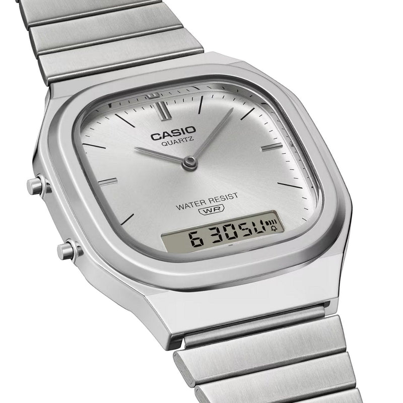 Casio Vintage AQ-240E-7AEF analog unisexklocka med silver urtavla och armband i rostfritt stål