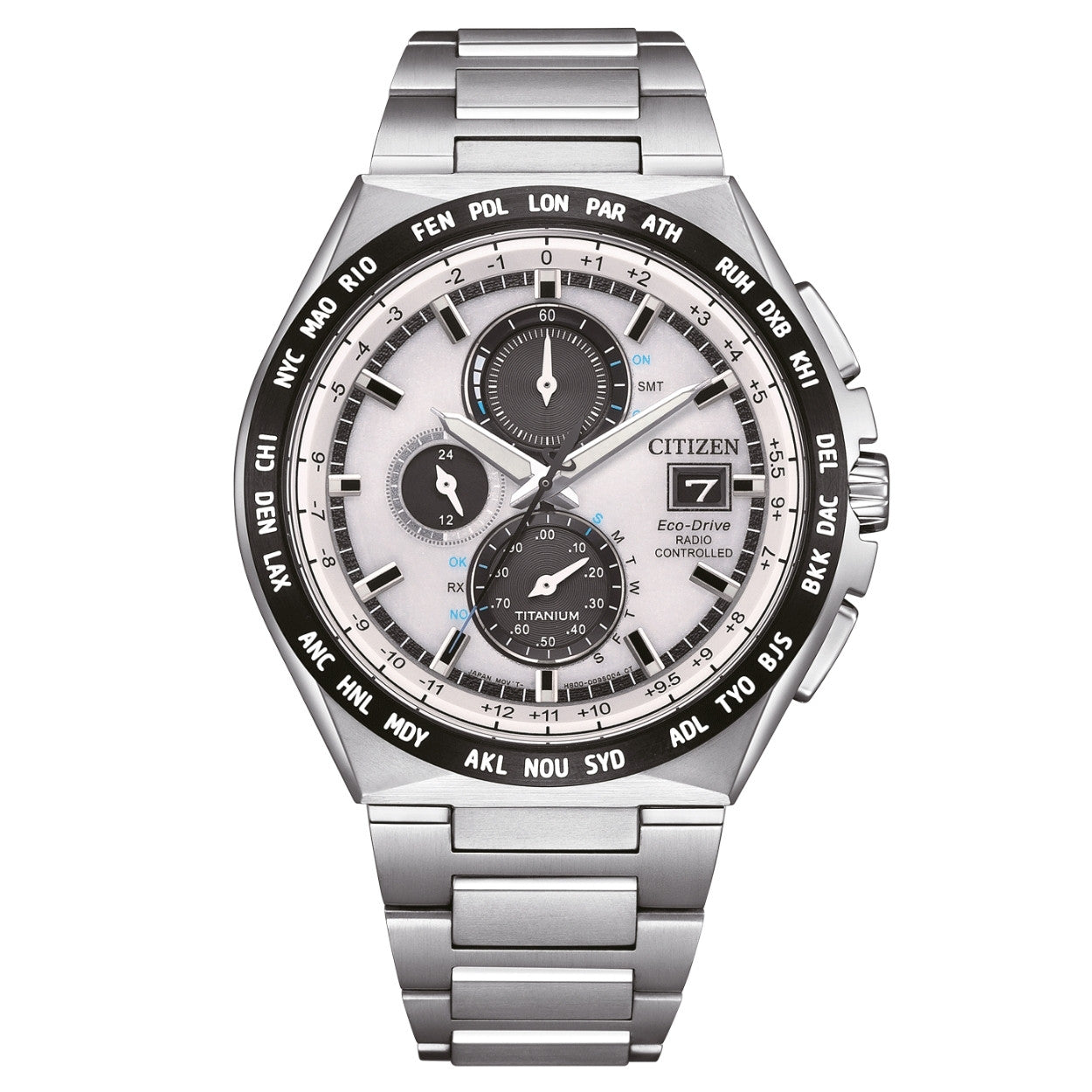 Citizen Super Titanium Radio Controlled AT8238-84A analog herrklocka med silver urtavla och armband i titan