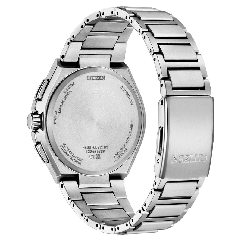Citizen Super Titanium Radio Controlled AT8238-84A analog herrklocka med silver urtavla och armband i titan