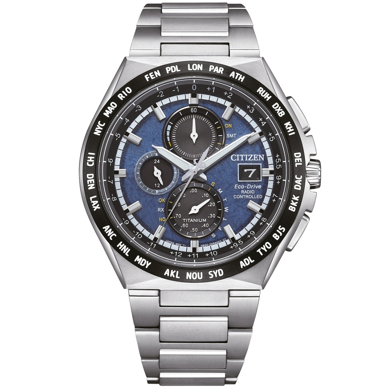 Citizen Super Titanium Radio Controlled AT8238-84L analog herrklocka med blå urtavla och armband i titan