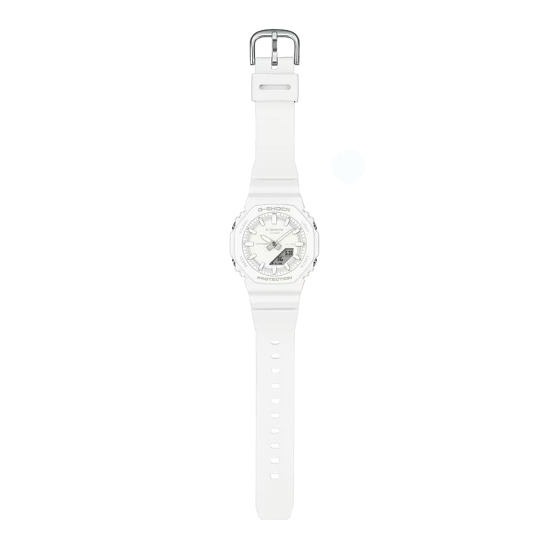 Casio G-shock GMA-P2100-7AER analog damklocka med vit urtavla och armband i resin