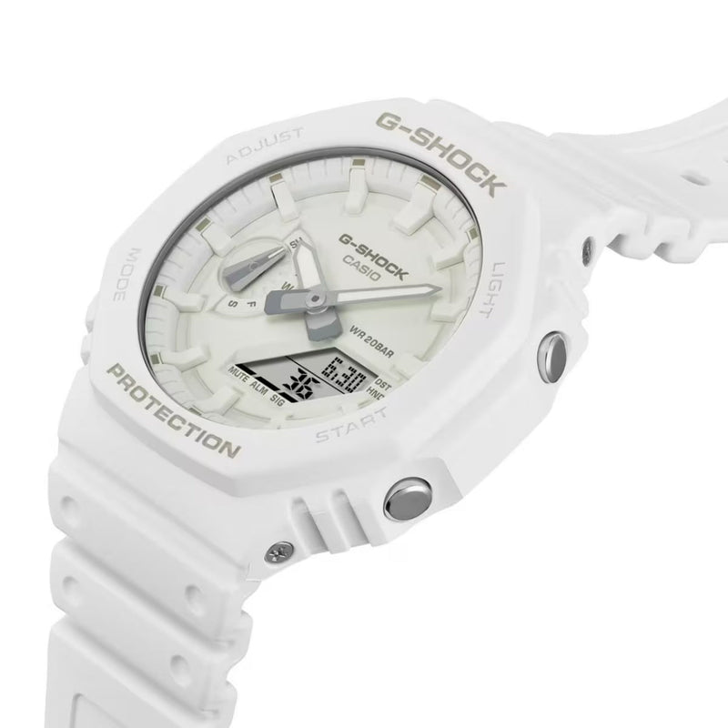 Casio G-Shock GA-2100-7A7ER analog unisexklocka med vit urtavla och armband i resin