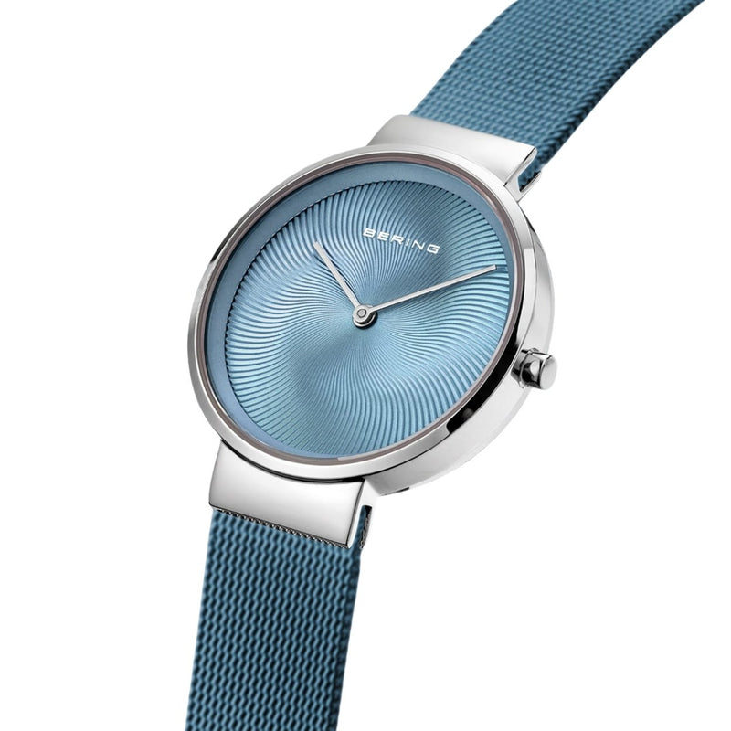 Bering Classic 19031-308 analog damklocka med blå urtavla och armband i rostfritt stål