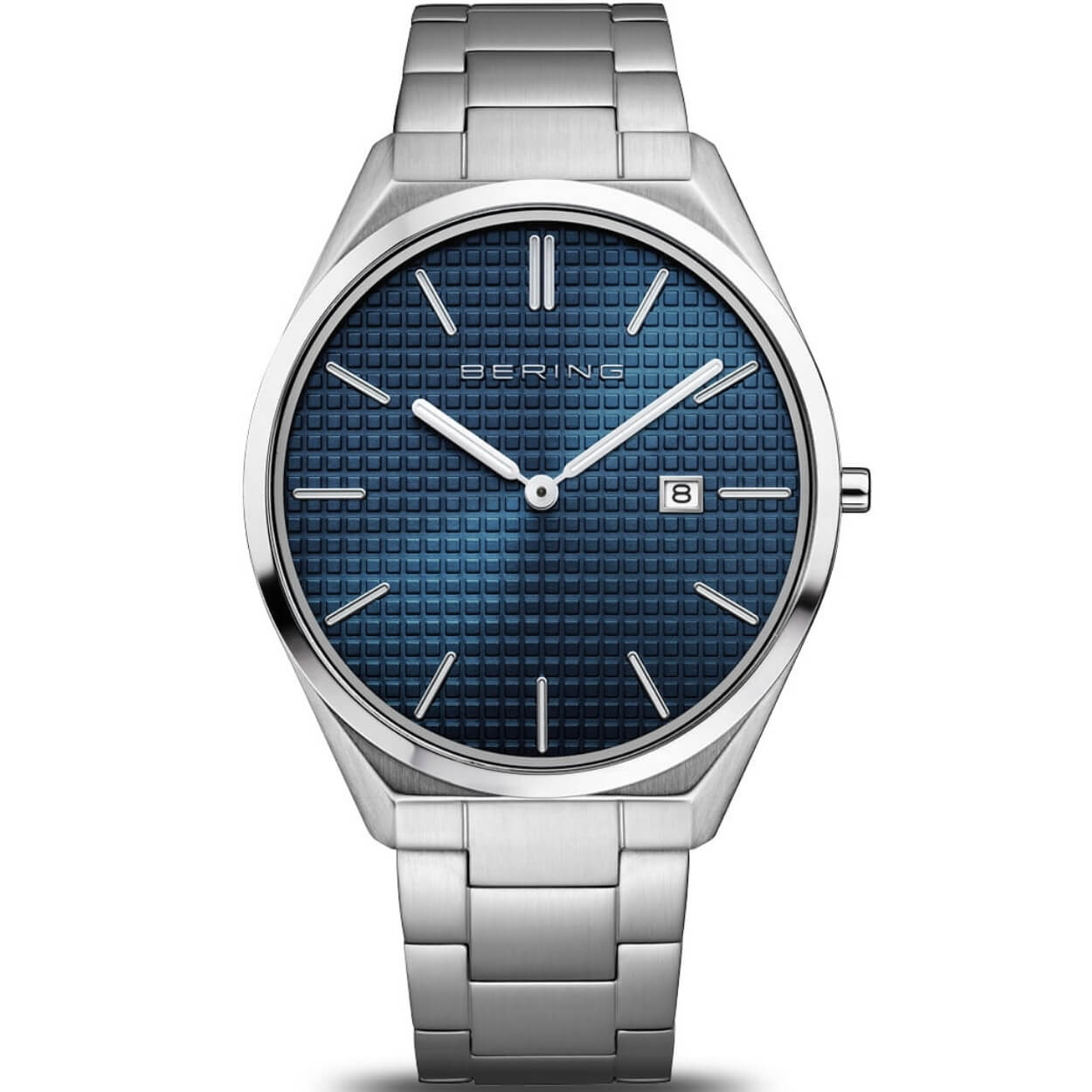 Bering Ultra Slim 17240-707 analog herrklocka med blå urtavla och armband i titan