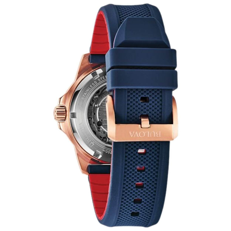 Bulova Marine Star 98A227 analog herrklocka med blå urtavla och armband i silikon
