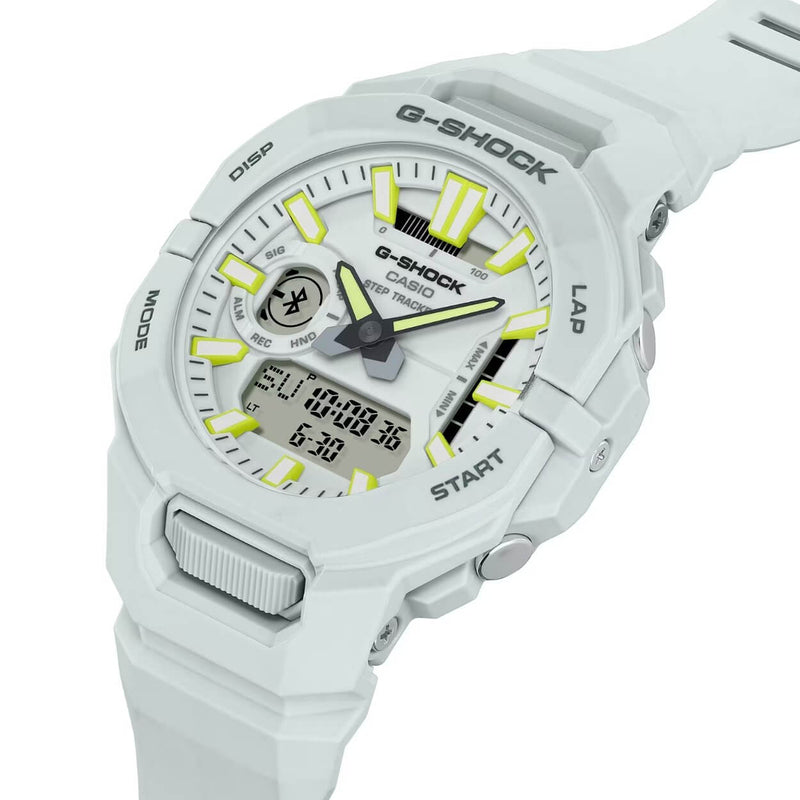 Casio G-Shock GBA-950-7AER digital unisexklocka med vit urtavla och armband i resin