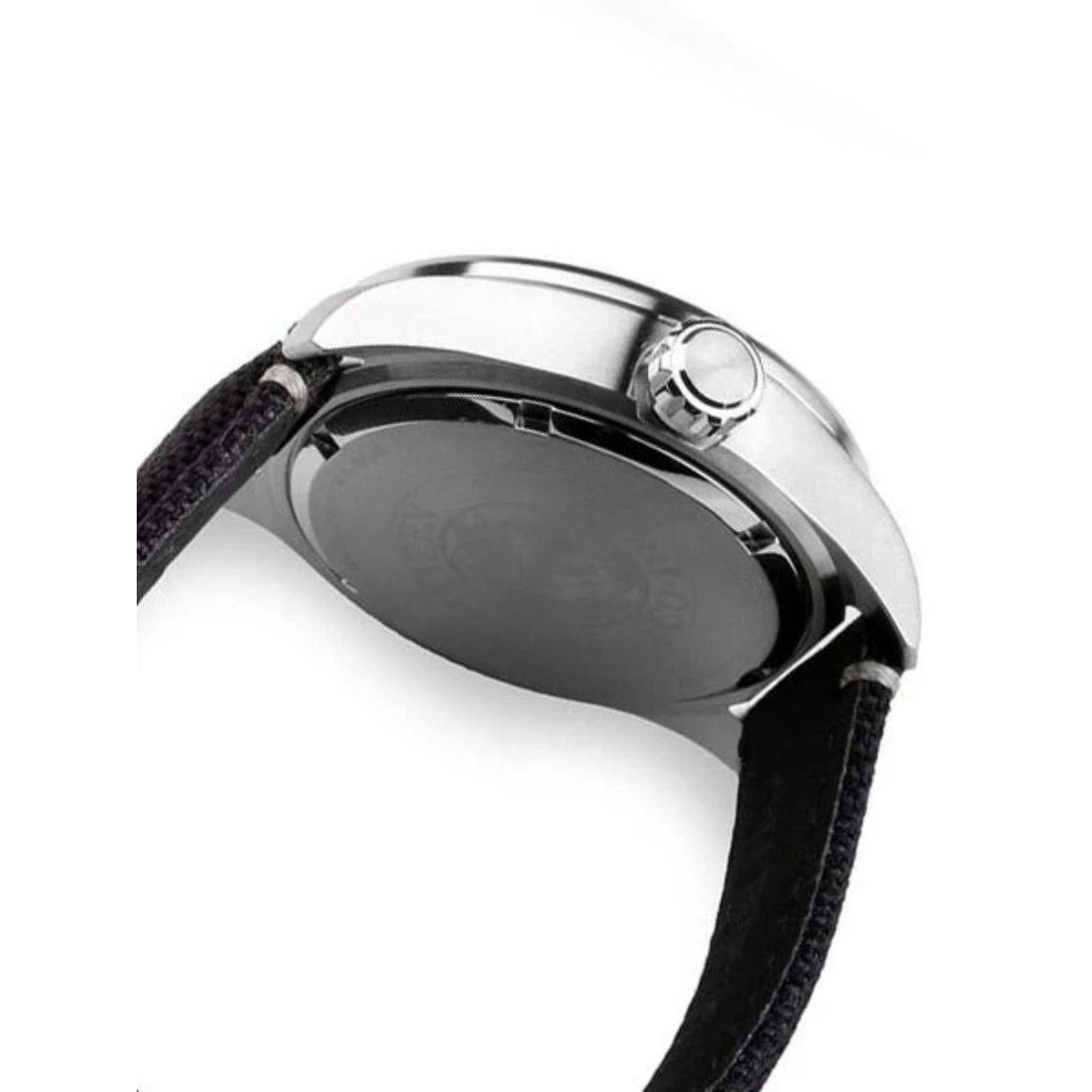 Citizen Eco-Drive AW5000-24E analog herrklocka med svart urtavla och armband i nylon