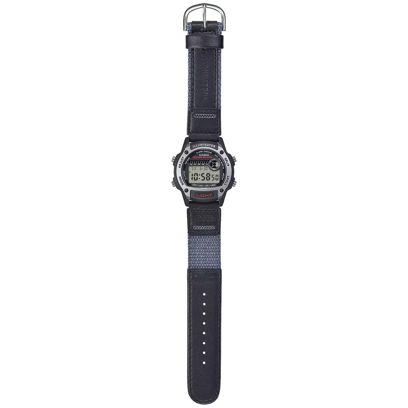 Casio Timeless W-220HF-8AVEF digital herrklocka med svart urtavla och armband i läder