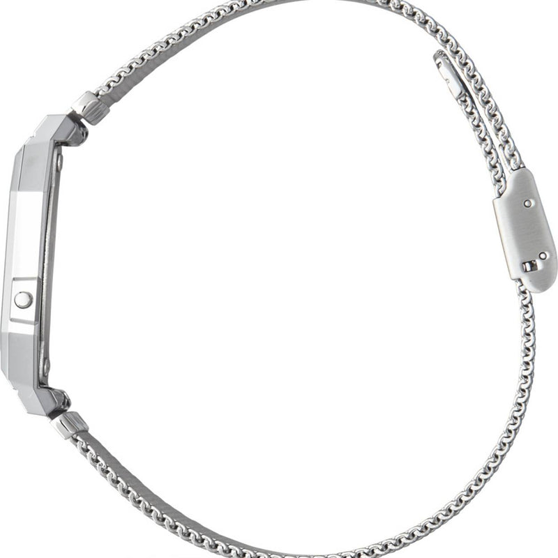 Casio Vintage A700WEM-7AEF digital unisexklocka med silver urtavla och armband i rostfritt stål