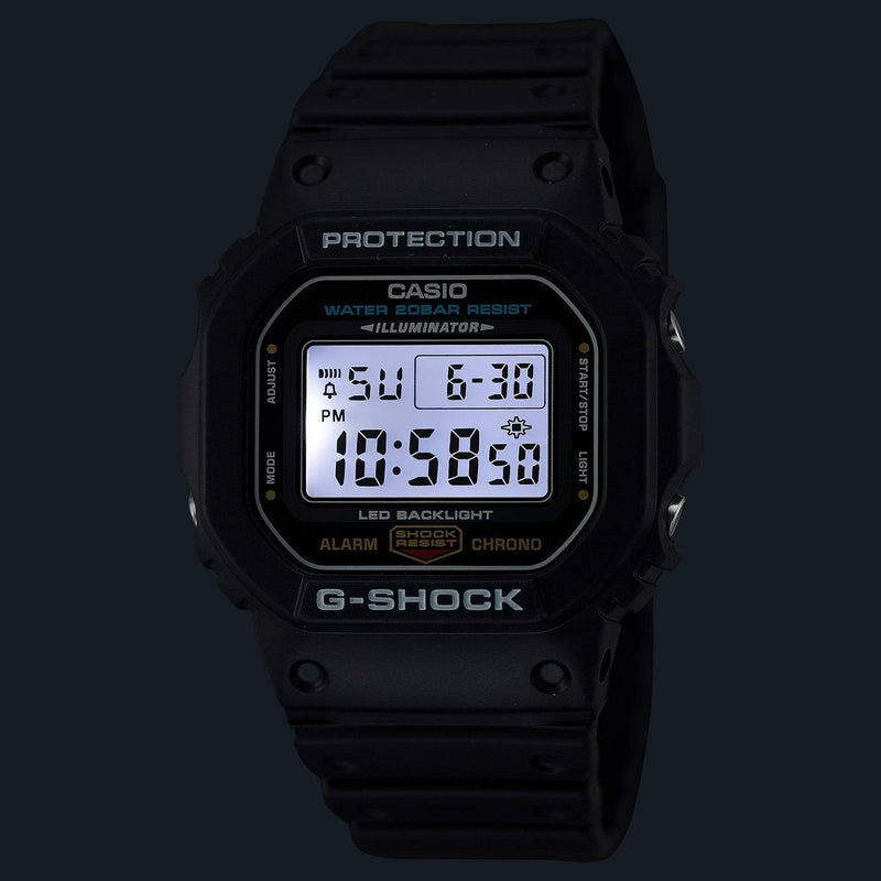Casio G-Shock DW-5600UE-1ER digital unisexklocka med svart urtavla och armband i resin
