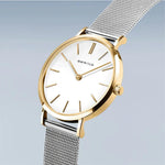Bering Classic Ø34mm 14134-010 analog damklocka med vit urtavla och armband i rostfritt stål