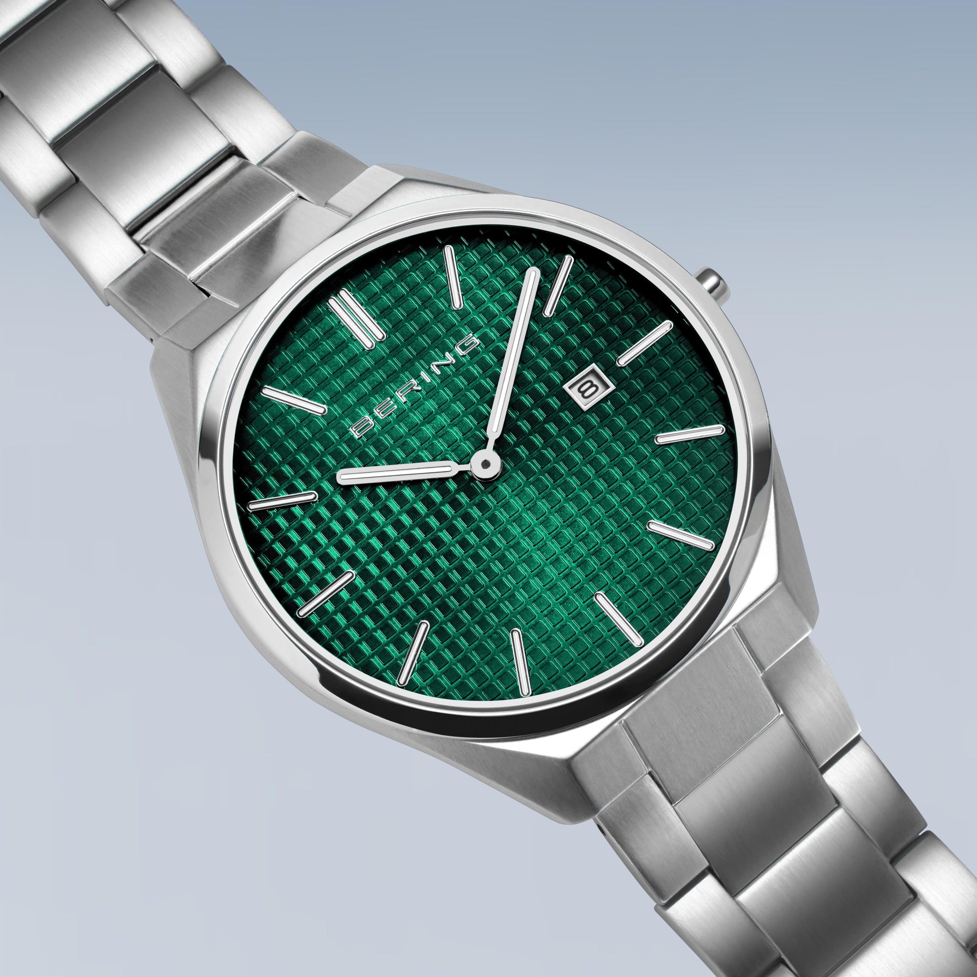 Bering Ultra Slim Ø40mm 17240-708 från  Bering – Märkesklocka hos Kronura