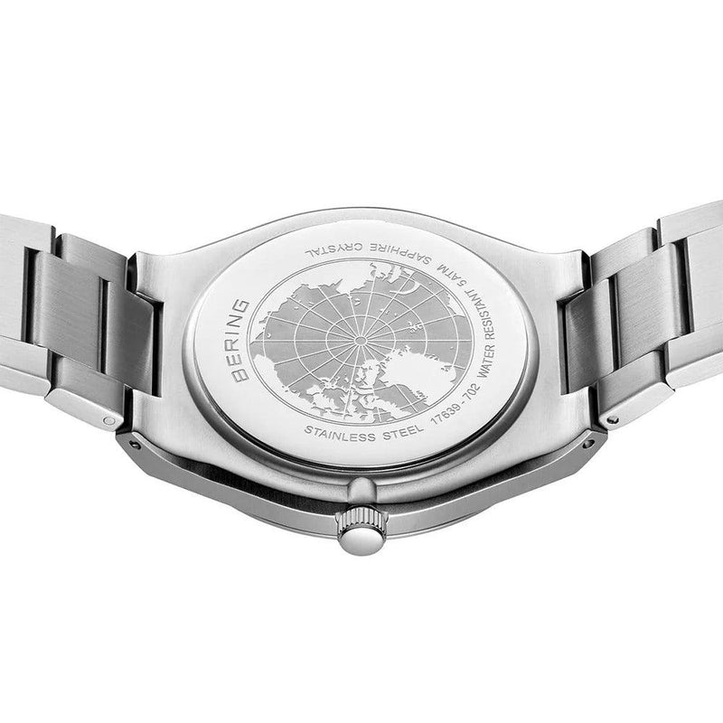 Bering Classic 17639-702 analog herrklocka med svart urtavla och armband i rostfritt stål