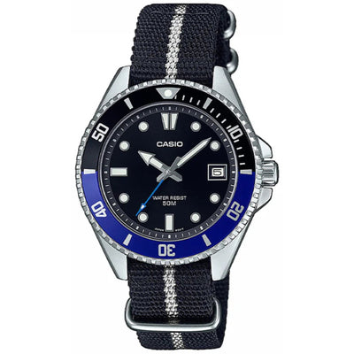 Casio Timeless MDV-10C-1A2VEF analog unisexklocka med svart urtavla och armband i textil