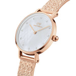 Daniel Wellington Petite Lumine Pressed Piano DW00100590 analog damklocka med vit urtavla och armband i rostfritt stål