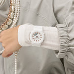 Casio G-Shock GMA-P2100M-7AER ana-digi unisexklocka med vit urtavla och armband i resin