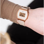 Casio Vintage LW-204-4AEF digital damklocka med roséguld urtavla och armband i resin