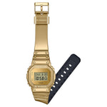 Casio G-Shock Fine Metallic GM-5600YMG-9ER analog herrklocka med guld urtavla och armband i resin