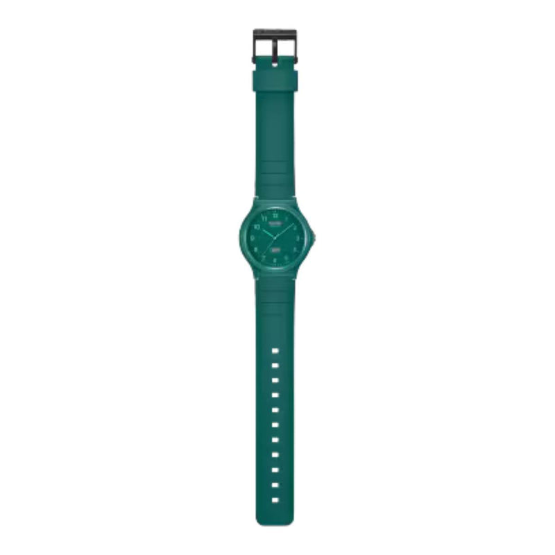 Casio Timeless MQ-24B-3BEF analog unisexklocka med grön urtavla och armband i silikon