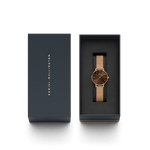 Daniel Wellington Petite Amber analog damklocka med brun urtavla och armband i rostfritt stål