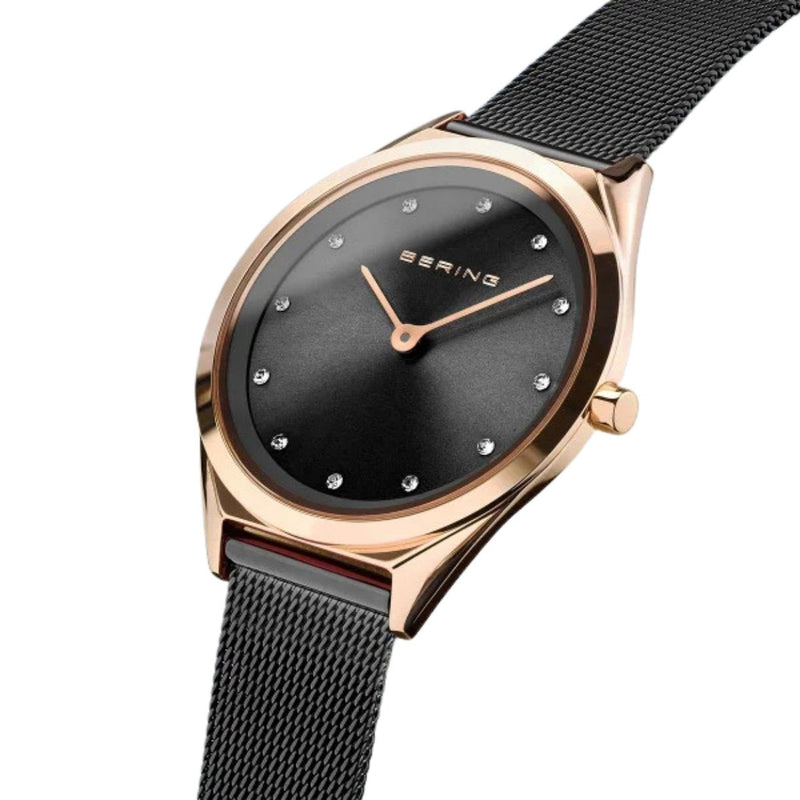 Bering Xmas Set Black analog damklocka med svart urtavla och armband i rostfritt stål
