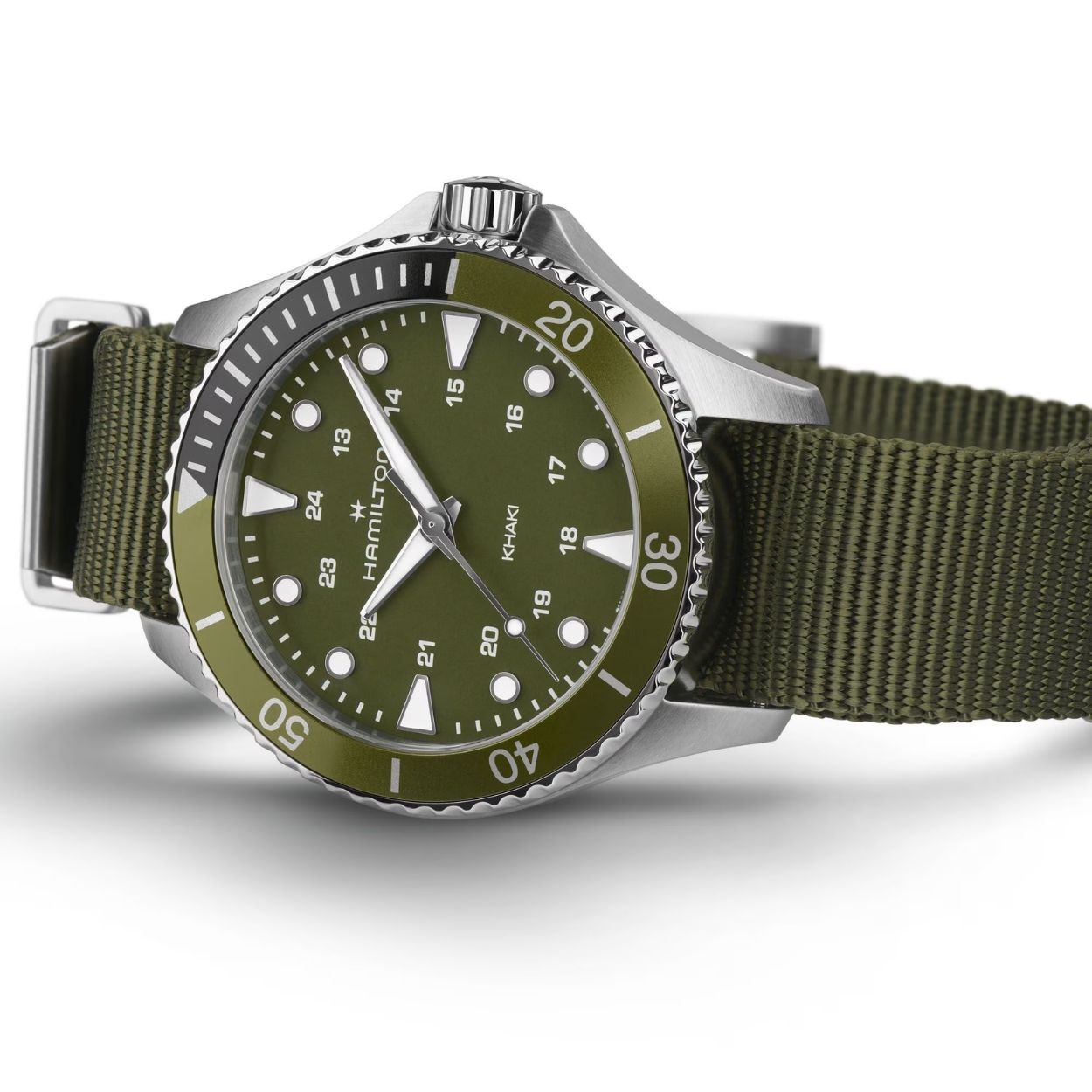 Hamilton Khaki Navy Scuba H82241961 från  Hamilton – Märkesklocka hos Kronura