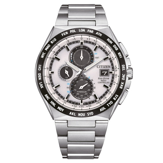 Citizen Super Titanium Radio Controlled AT8238-84A från  Citizen – Märkesklocka hos Kronura
