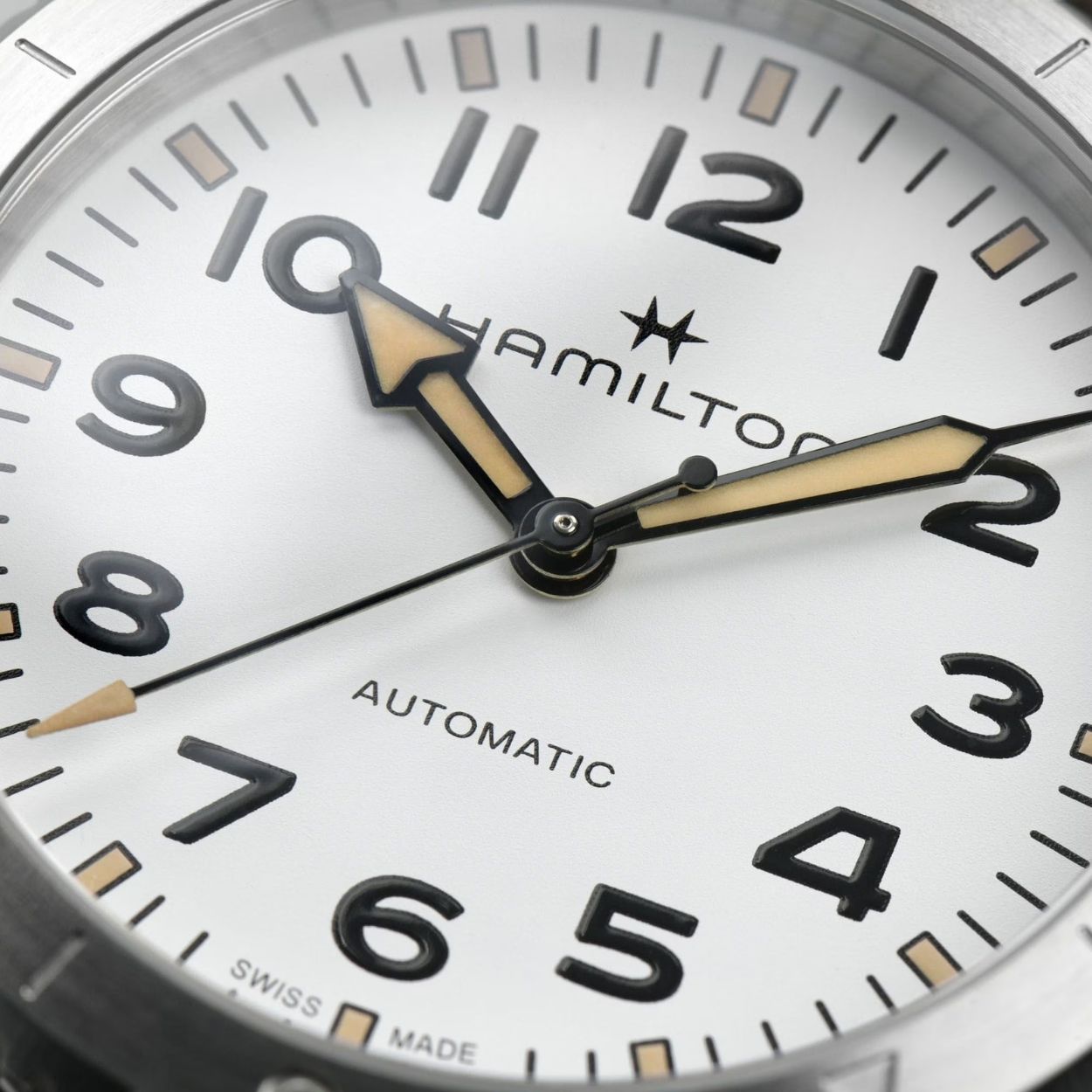 Hamilton Khaki Field Expedition Auto H70225510 från  Hamilton – Märkesklocka hos Kronura