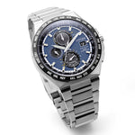 Citizen Super Titanium Radio Controlled AT8238-84L analog herrklocka med blå urtavla och armband i titan