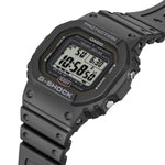 Casio G-Shock GW-5000U-1ER digital herrklocka med svart urtavla och armband i resin