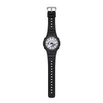 Casio Timeless GA-2100WD-1AER ana-digi herrklocka med vit urtavla och armband i resin