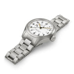Hamilton Field Mechanical Power Reserve H69509110 analog herrklocka med vit urtavla och armband i rostfritt stål