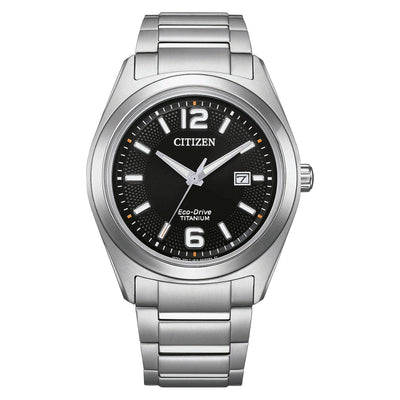 Citizen Super Titanium Eco-Drive AW1641-81E analog herrklocka med svart urtavla och armband i titan