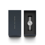 Daniel Wellington Petite Unitone DW00100464 analog damklocka med silver urtavla och armband i rostfritt stål