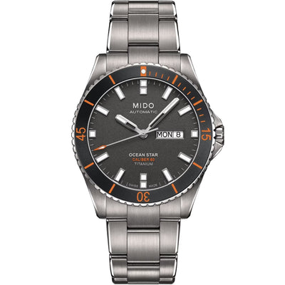 Mido Ocean Star M026.430.44.061.00 analog herrklocka med grå urtavla och armband i titan
