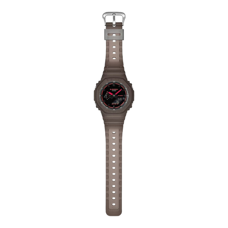 Casio G-Shock GA-2100K-5AER analog unisexklocka med svart urtavla och armband i resin