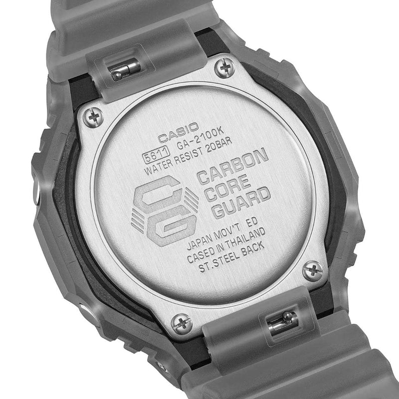Casio G-Shock GA-2100K-1AER analog unisexklocka med svart urtavla och armband i resin