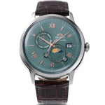 Orient Bambino RA-AK0805E30B analog herrklocka med grön urtavla och armband i läder
