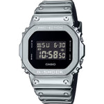 Casio G-Shock GM-5600YM-8ER digital herrklocka med svart urtavla och armband i resin