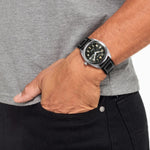 Citizen Eco Drive BM8560-29EE analog herrklocka med svart urtavla och armband i läder