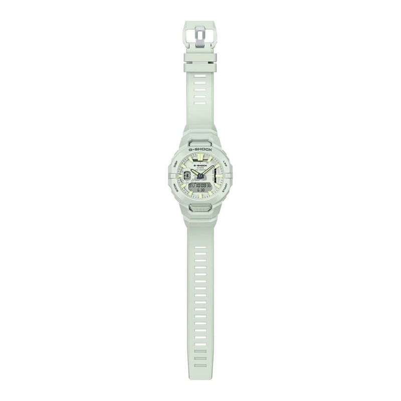 Casio G-Shock GBA-950-7AER digital unisexklocka med vit urtavla och armband i resin