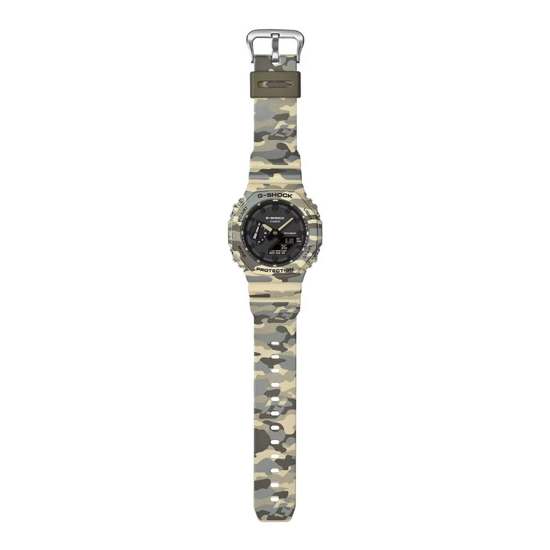 Casio G-Shock GA-2100CM-5AER digital herrklocka med svart urtavla och armband i resin