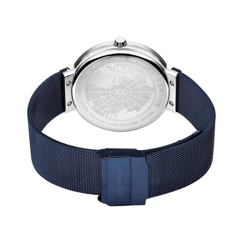 Bering Classic 14539-307 analog herrklocka med blå urtavla och armband i mesh