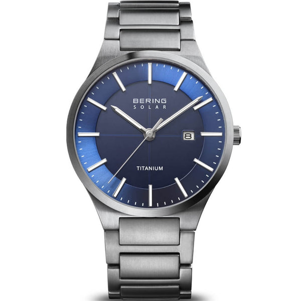 Bering Solar 15239-777 analog herrklocka med blå urtavla och armband i titan