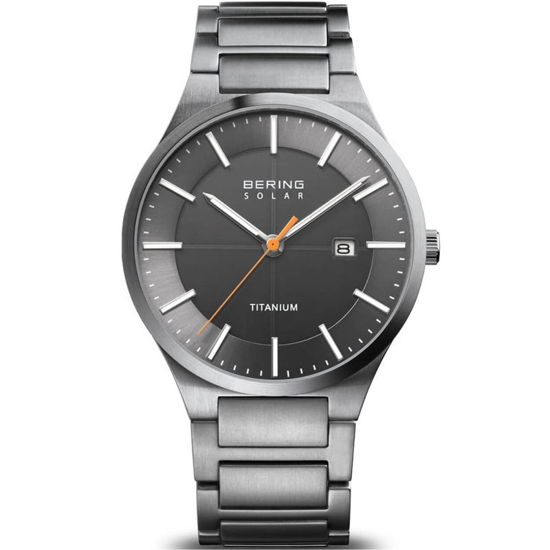 Bering Solar 15239-779 analog herrklocka med grå urtavla och armband i titan