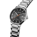 Bering Solar 15239-779 analog herrklocka med grå urtavla och armband i titan