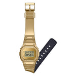 Casio G-Shock Fine Metallic GM-5600YMG-9ER analog herrklocka med guld urtavla och armband i resin