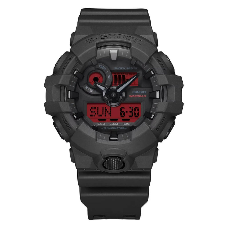 Casio G-Shock GA-700BBR-1AER ana-digi unisexklocka med svart urtavla och armband i resin